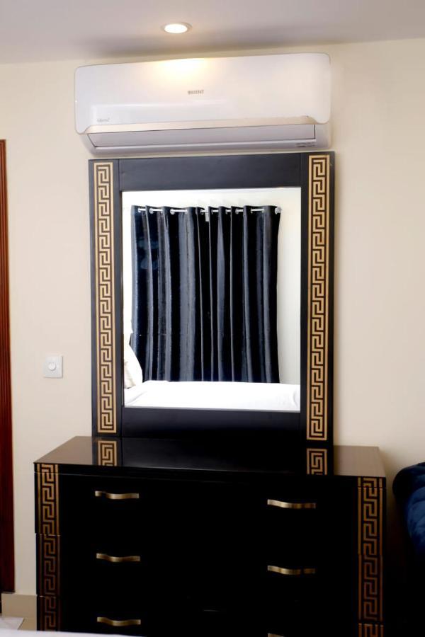 Hotel Noor Plaza ลาฮอร์ ภายนอก รูปภาพ